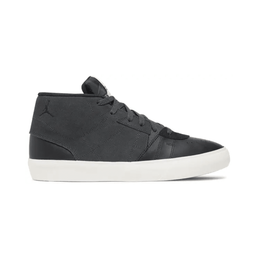 ZAPATILLAS URBANAS JORDAN SERIES MID HOMBRE DA8026 - 004 JORDAN 12 - RealSport