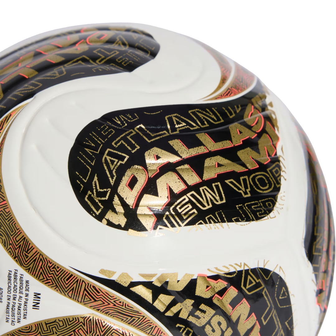 MINI PELOTA ADIDAS COPA MUNDIAL DE LA FIFA 26 TRIONDA FINALS | KE4328