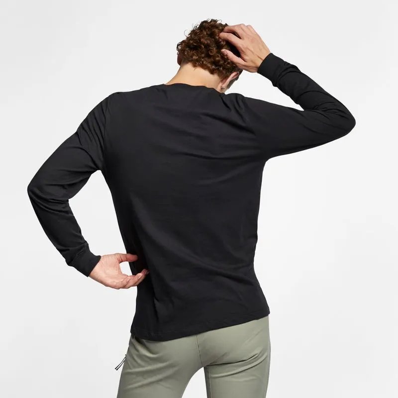 POLERA NIKE SPORTSWEAR HOMBRE | AR5193-010