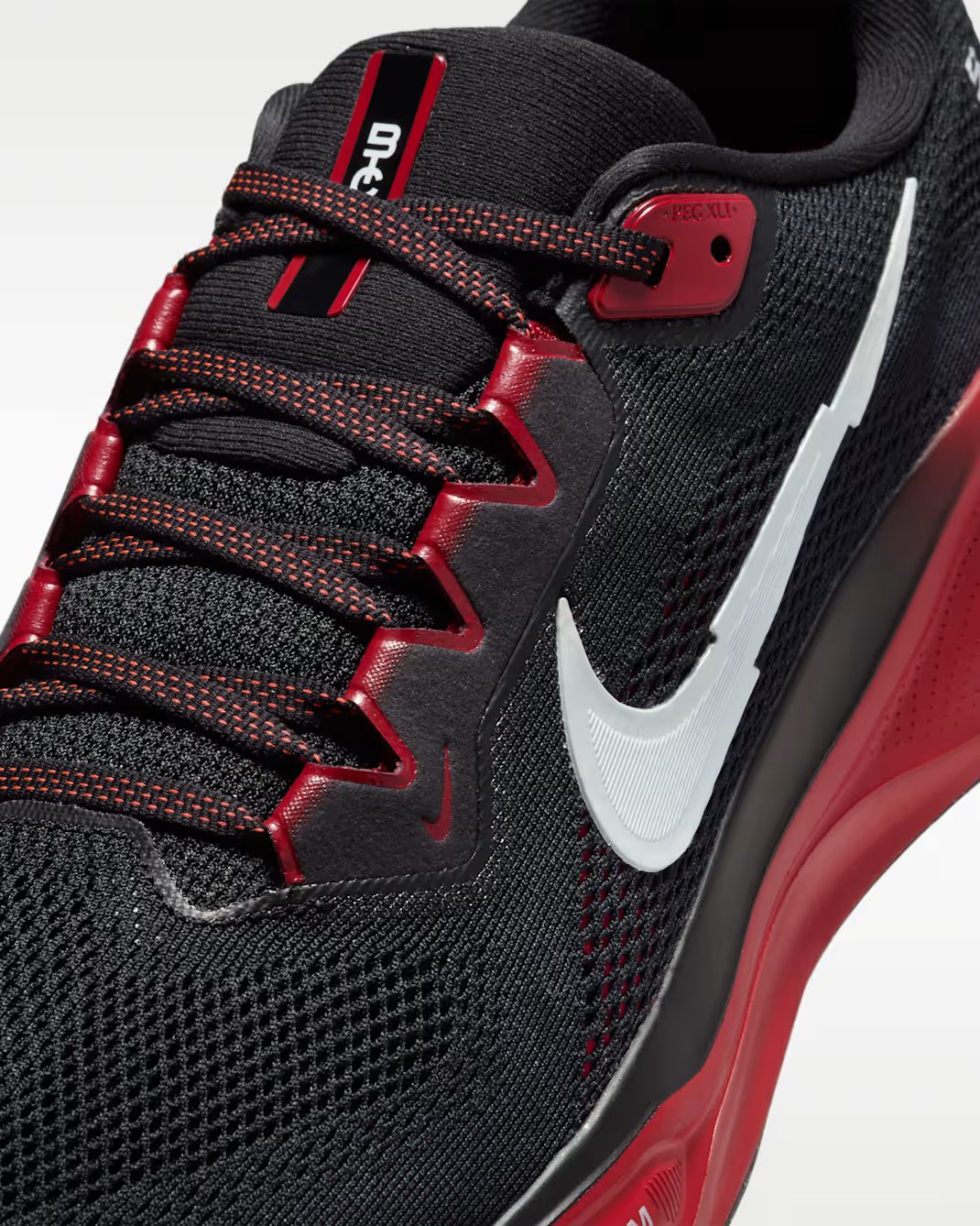 ZAPATILLAS DE RUNNING NIKE AIR ZOOM PEGASUS 41 BTC HOMBRE | HF0400-600
