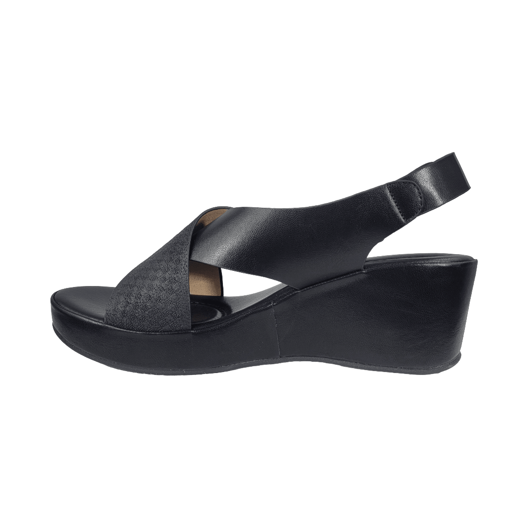 SANDALIAS NEW WALK NEGRO CASUAL MUJER | 3J8736 - 13 NEW WALK 35 CL / 22 CM - CalzadosPaola