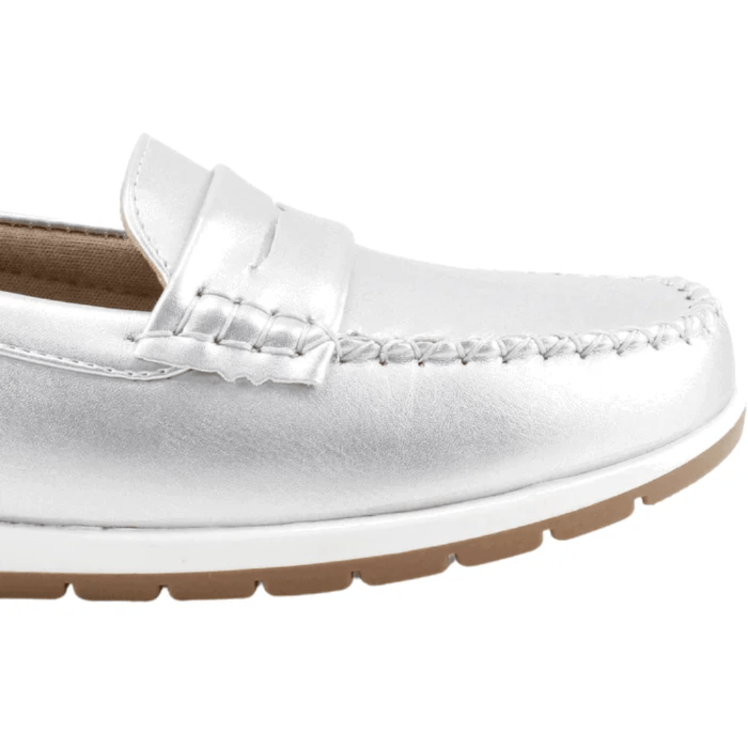 MOCASÍNES NEW WALK BIANCA PLATEADO MUJER FM1240 - V0 NEW WALK 35 - CalzadosPaola