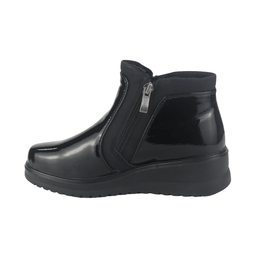 BOTINES CHALADA NEGRO CHAROL MUJER 36 - RAYO - 3 CHALADA 35 - CalzadosPaola