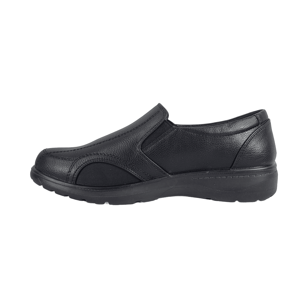 MOCASINES BY PASS NEGRO CASUAL MUJER I26 - Y15 - 1 BY PASS 35 - CalzadosPaola