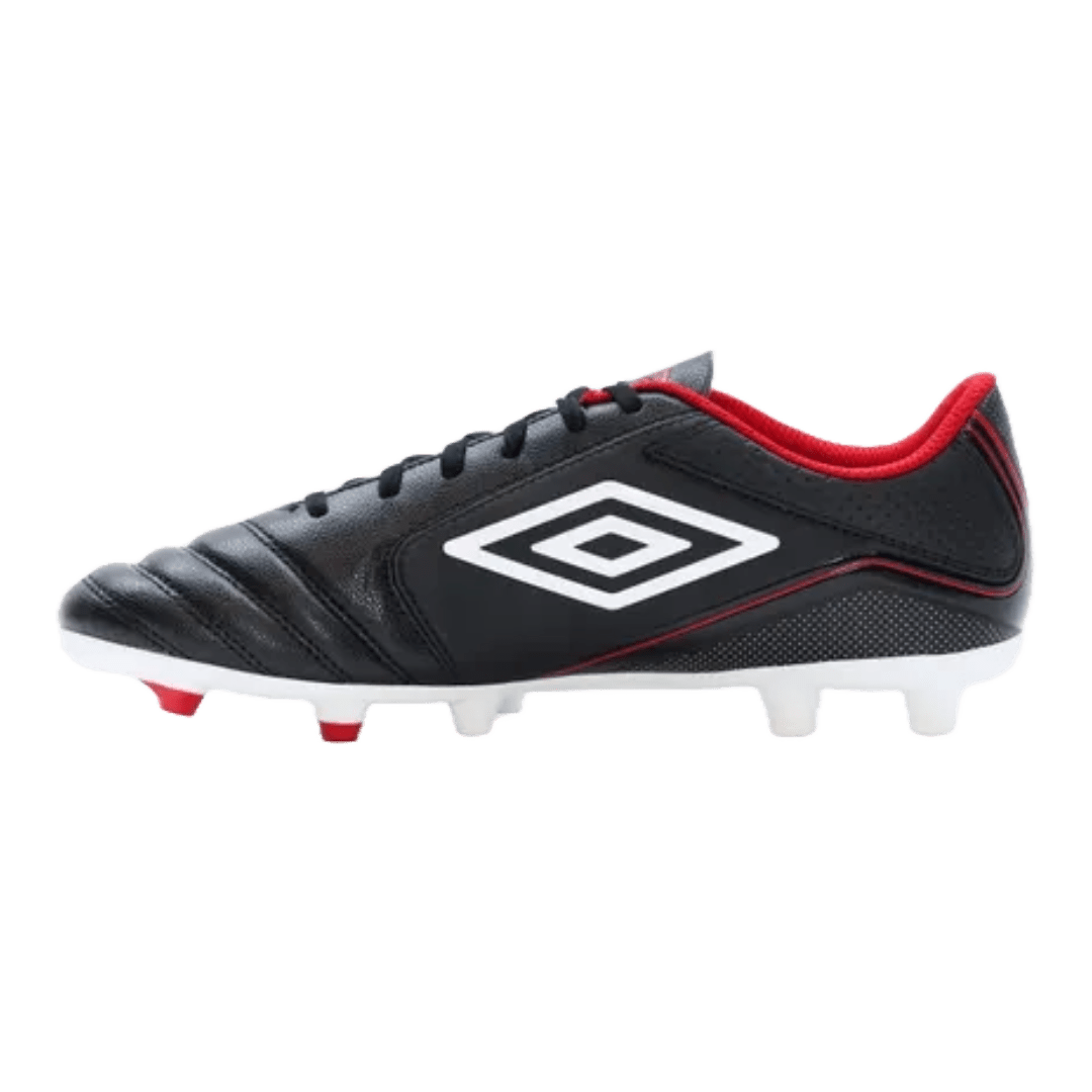 ZAPATILLAS DE FÚTBOL UMBRO CLASSICO XII [FG] NEGRAS (ADULTO) | 82002U - A66 UMBRO 7,5 - CalzadosPaola