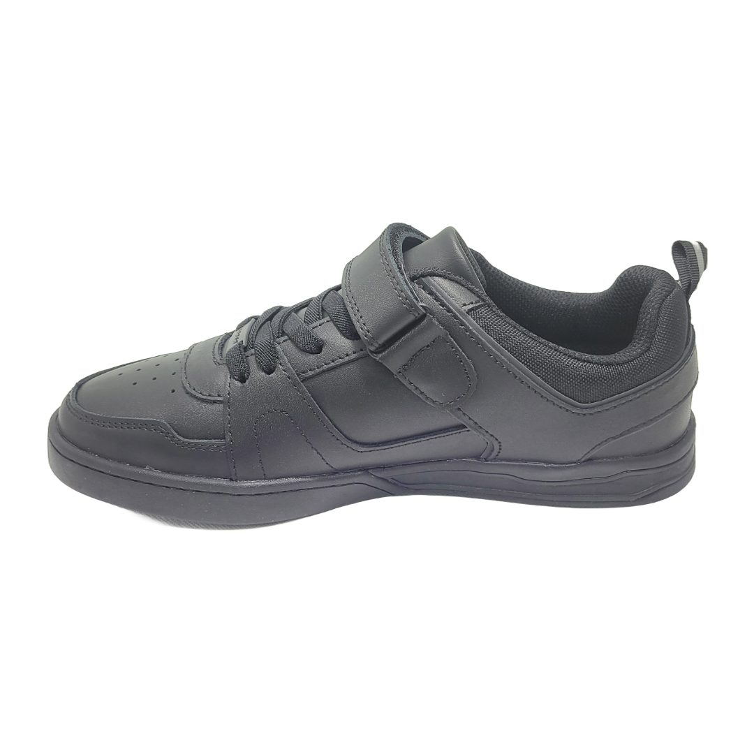 ZAPATILLAS ESCOLARES TEENER NEGRAS | 886 - 6040 TEENER 44 - CalzadosPaola