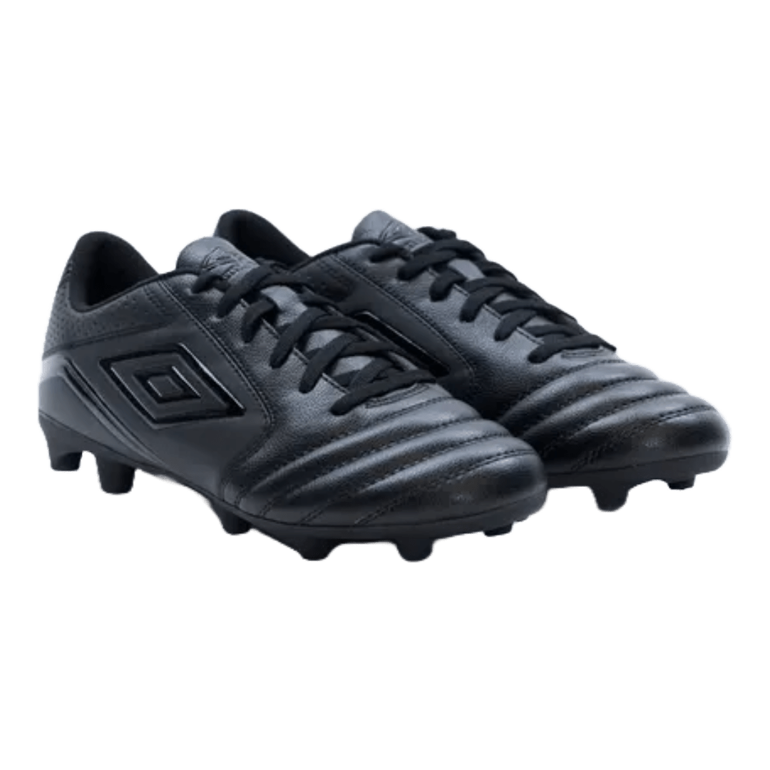 ZAPATILLAS DE FÚTBOL UMBRO CLASSICO XII [FG] NEGROS (ADULTO) | 82013U - 1KP UMBRO 7,5 - CalzadosPaola